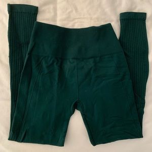 LULU LEMON Green Compression Leggings